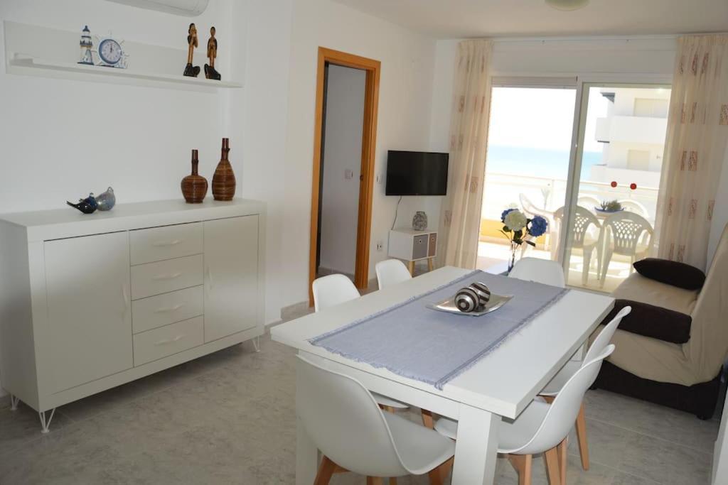 Apartamento Centrico En La Playa Con Piscina. Peniscola Exterior photo