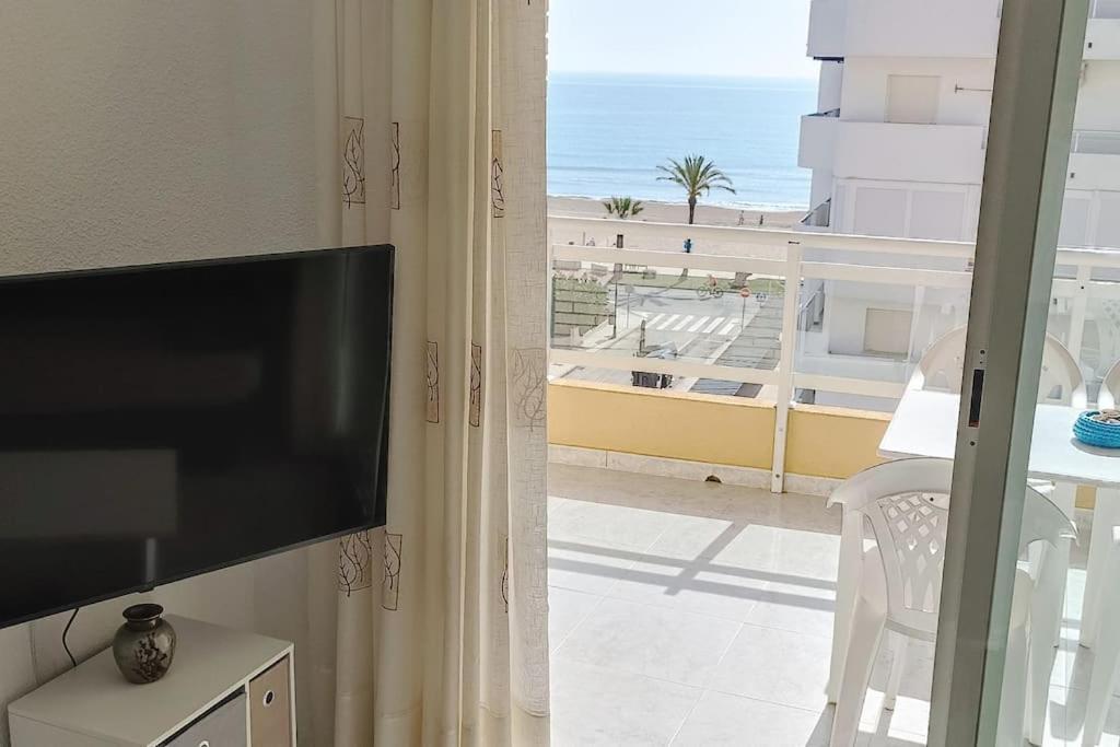 Apartamento Centrico En La Playa Con Piscina. Peniscola Exterior photo
